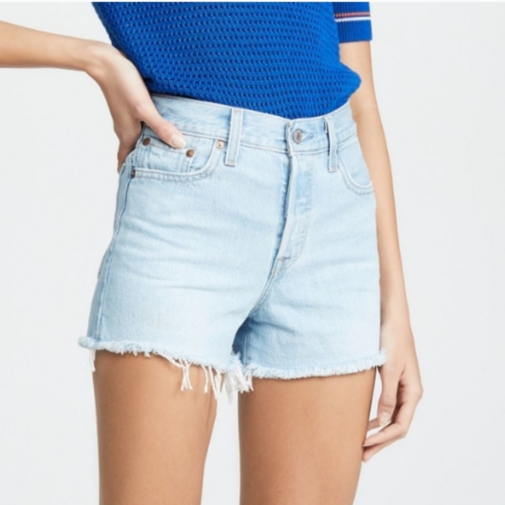 Levi's Wedgie Shorts
